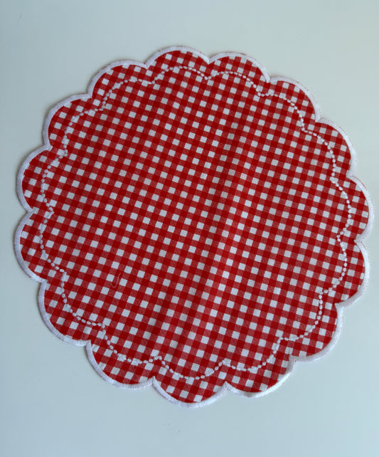 Reversible Fabric Table Mat – Red Plaid and Solid White