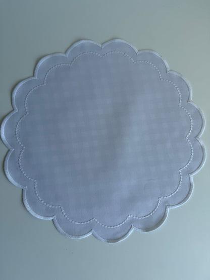 Reversible Fabric Table Mat – Gray Plaid and Solid White