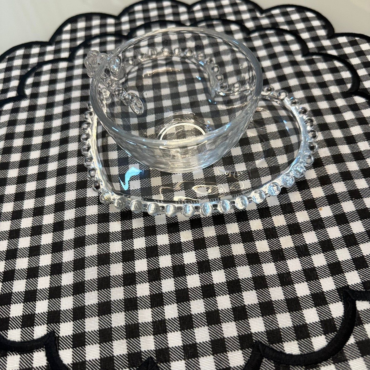 Reversible Round Plaid Placemat